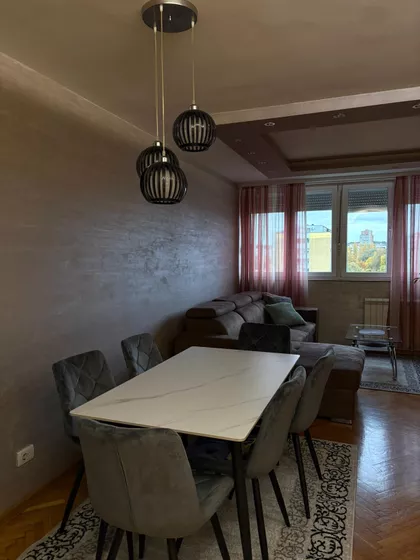 Narodnih Heroja 3 | 4zida.rs