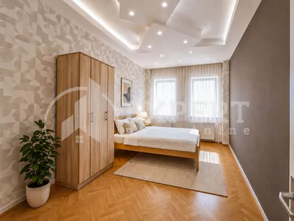 Obrenovićeva | 4zida.rs