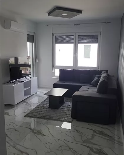 Stojana Novakovića 114 | 4zida.rs