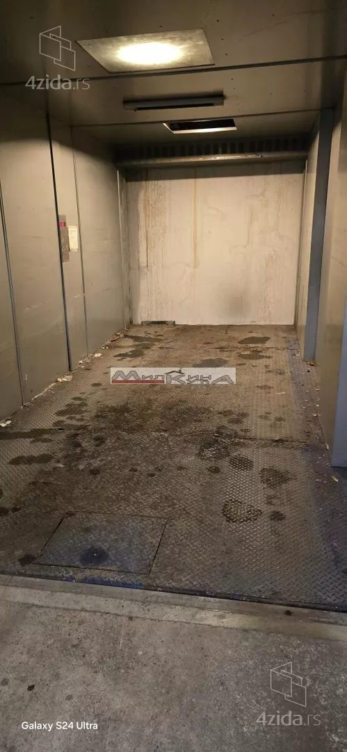 Garaža | 4zida