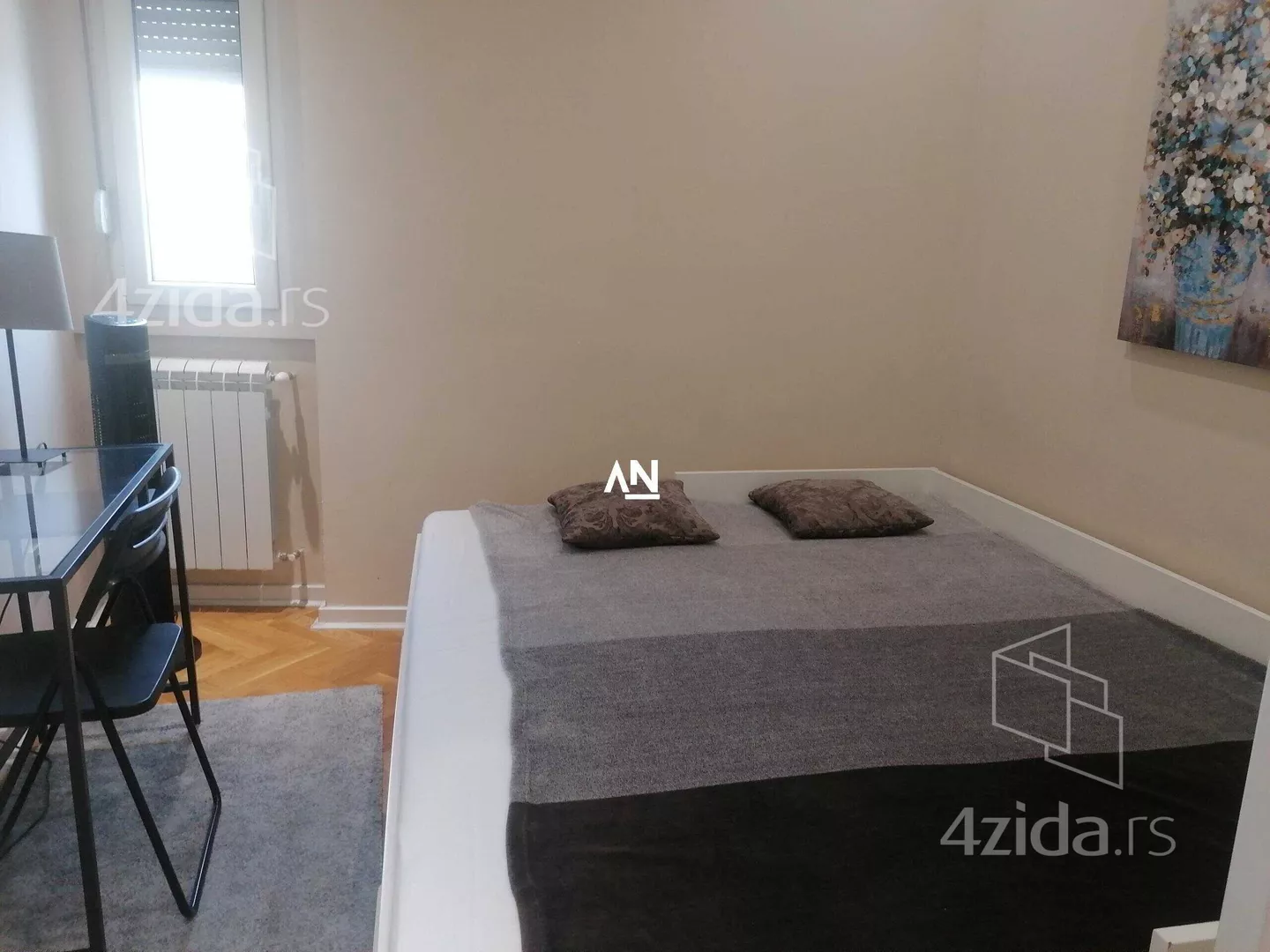 Petosoban stan | 4zida