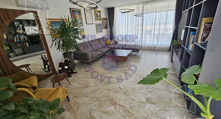 Petosoban stan | 4zida