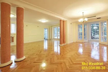 Sanje Živanovića | 4zida.rs