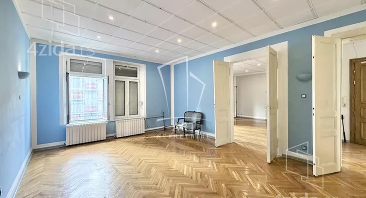 Četvoroiposoban stan | 4zida