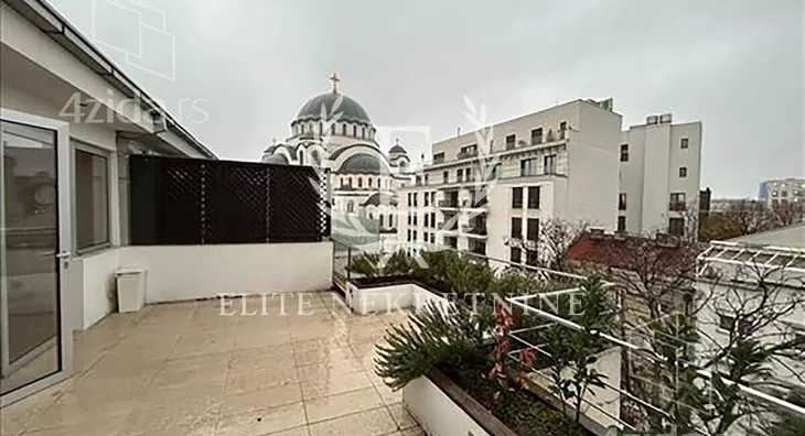 Petosoban stan | 4zida