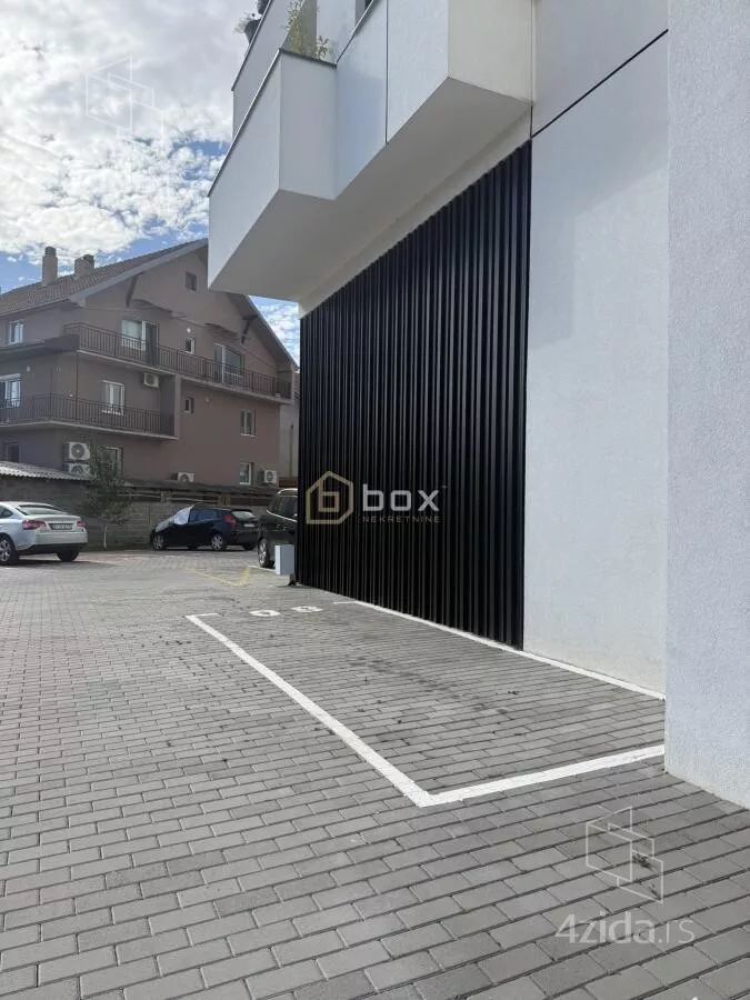 Parking | 4zida