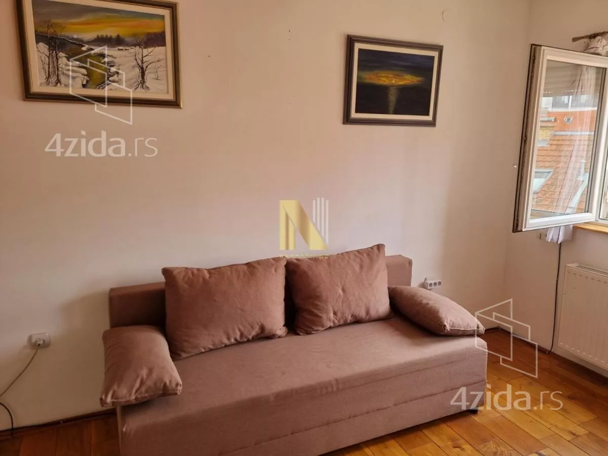 Garsonjera | 4zida