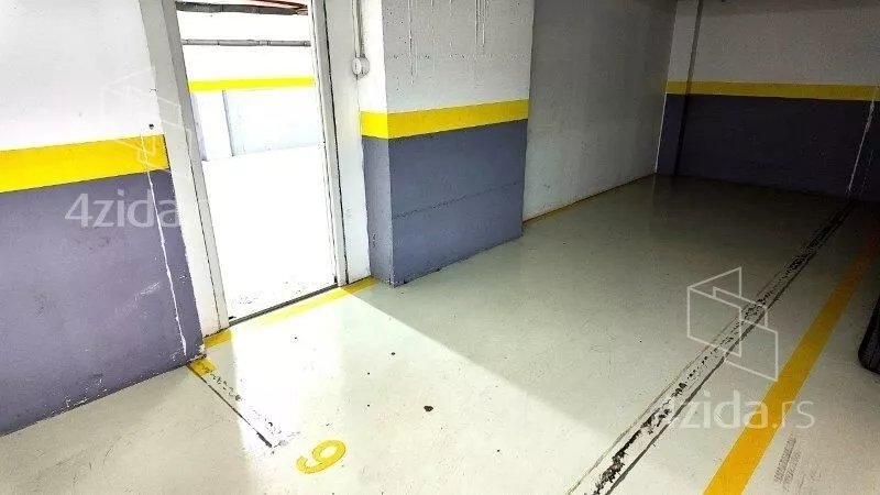 Garaža/Parking | 4zida