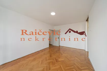 27. marta | 4zida.rs