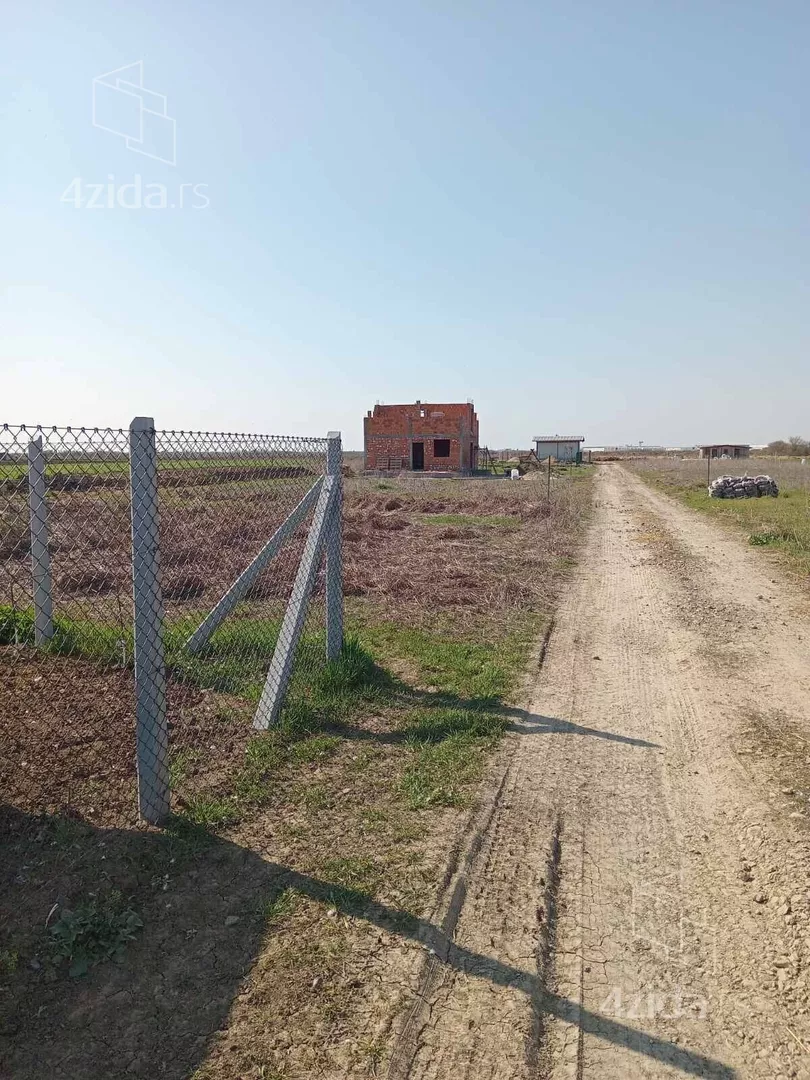 Građevinsko zemljište | 4zida