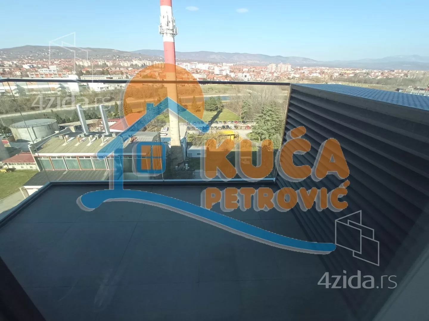 Jednoiposoban stan | 4zida