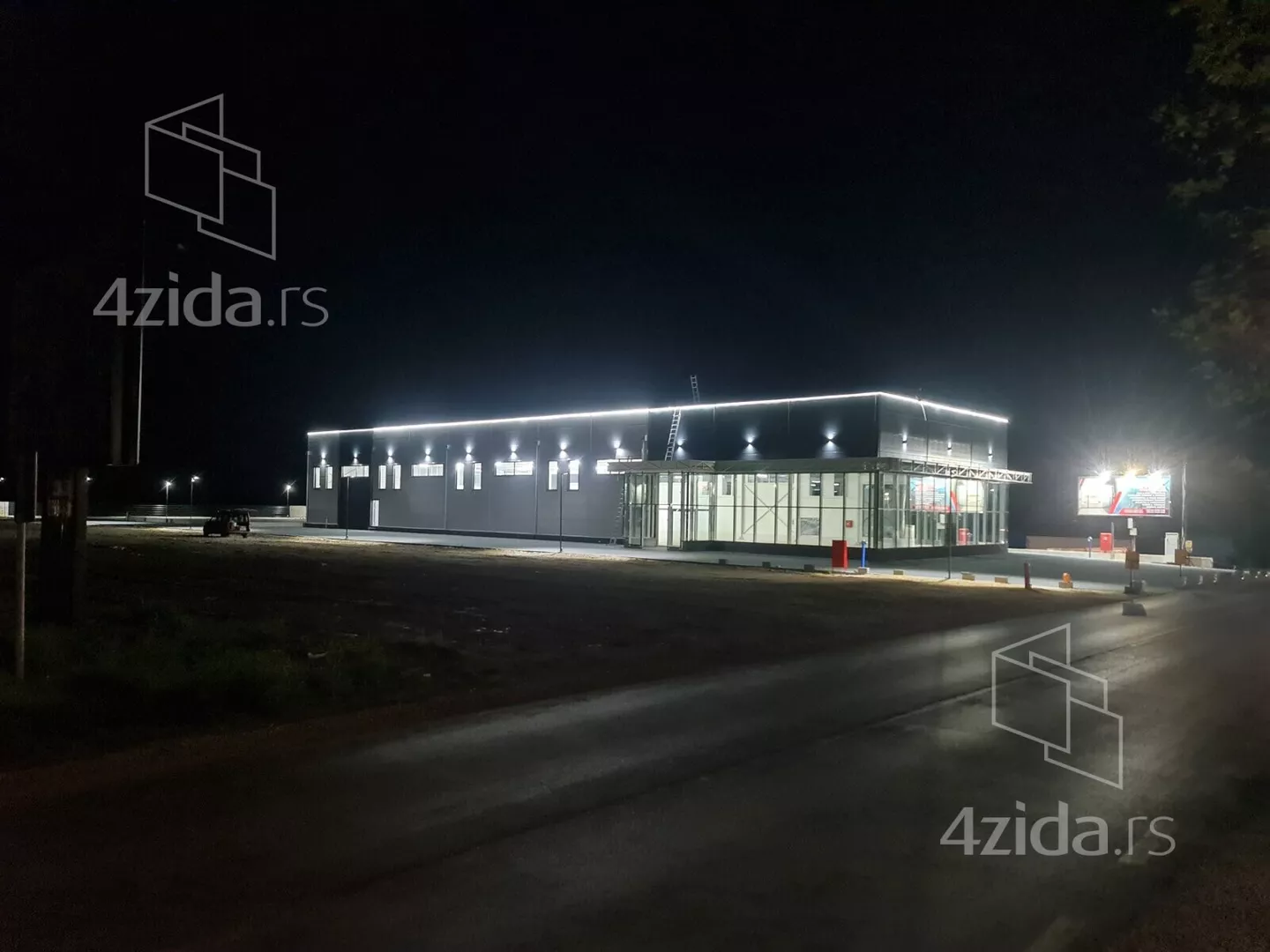 Hala | 4zida