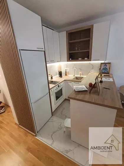 Gradske lokacije | 4zida.rs