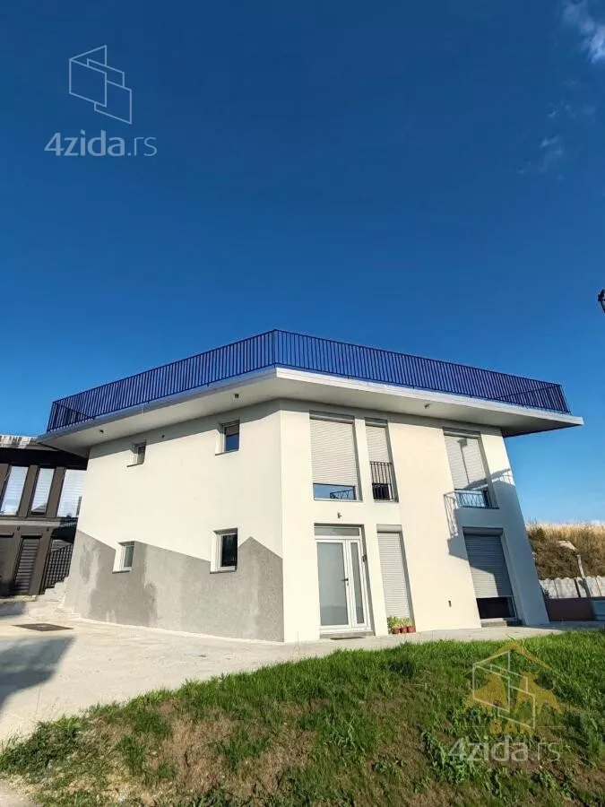 Kuća | 4zida