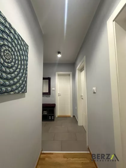 Bulevar Patrijarha Pavla (Somborski Bulevar) | 4zida.rs