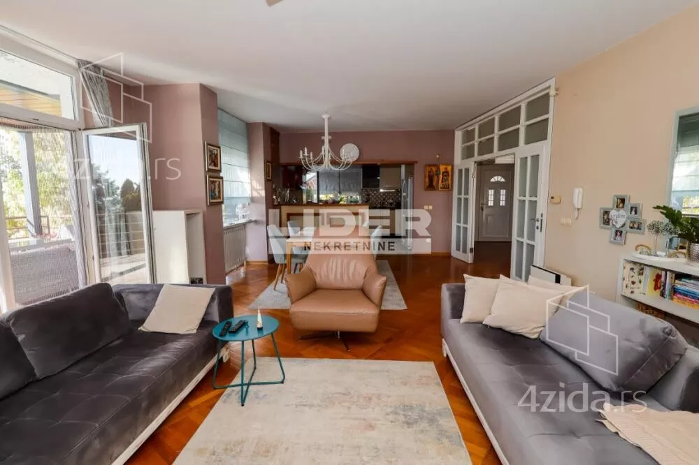 Kuća | 4zida