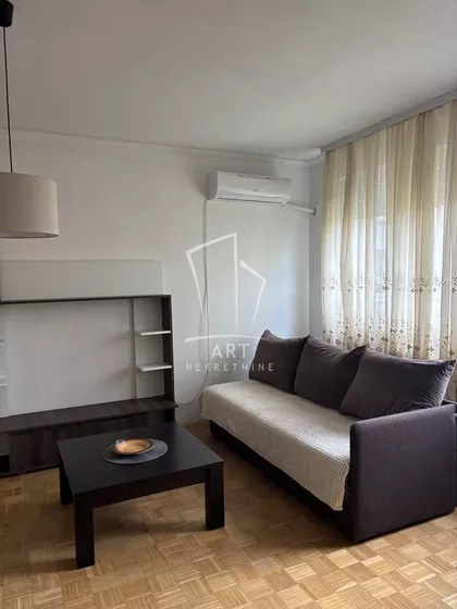 Trgovačka | 4zida.rs