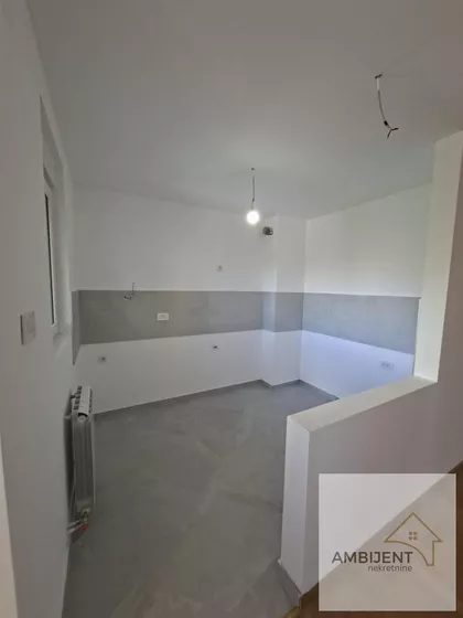 Učiteljsko Naselje | 4zida.rs