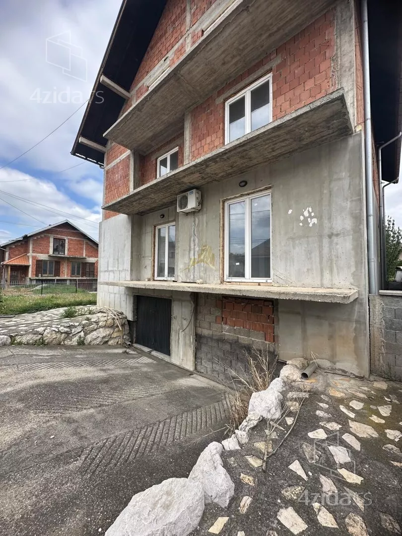 Kuća | 4zida