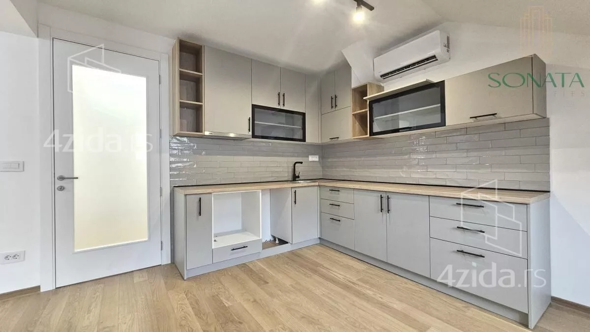 Petosoban stan | 4zida