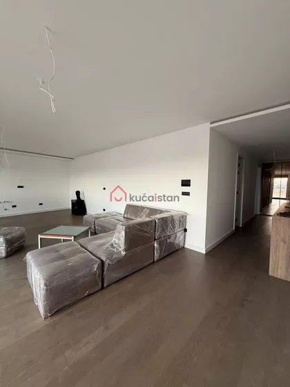 Čubura | 4zida.rs