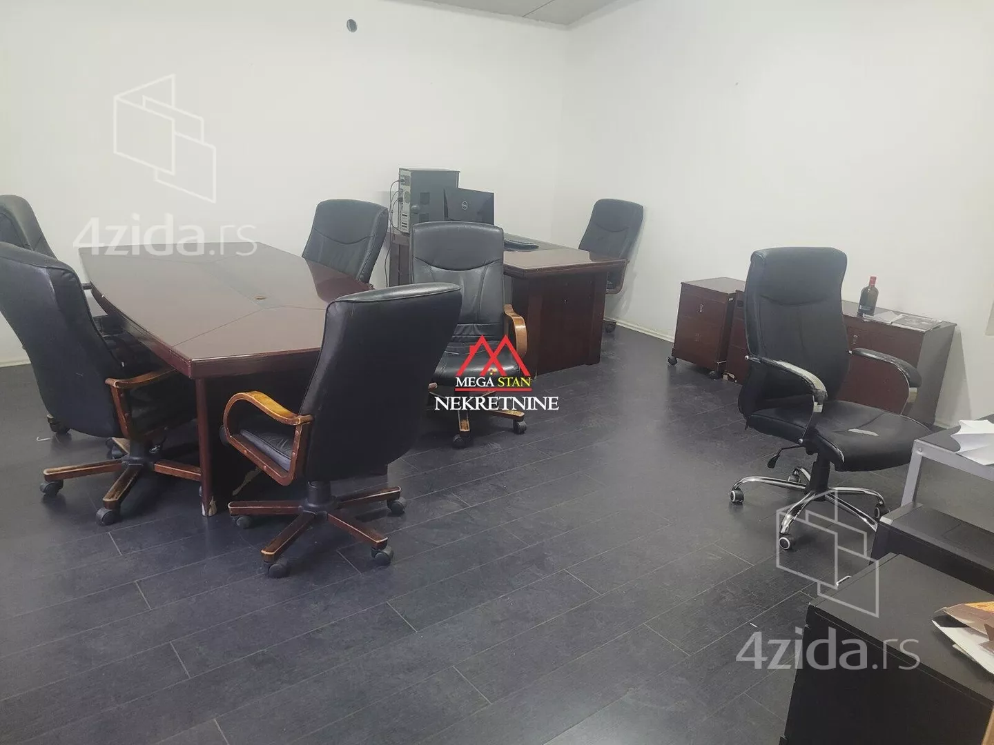 Hala | 4zida