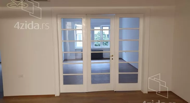 Četvoroiposoban stan | 4zida