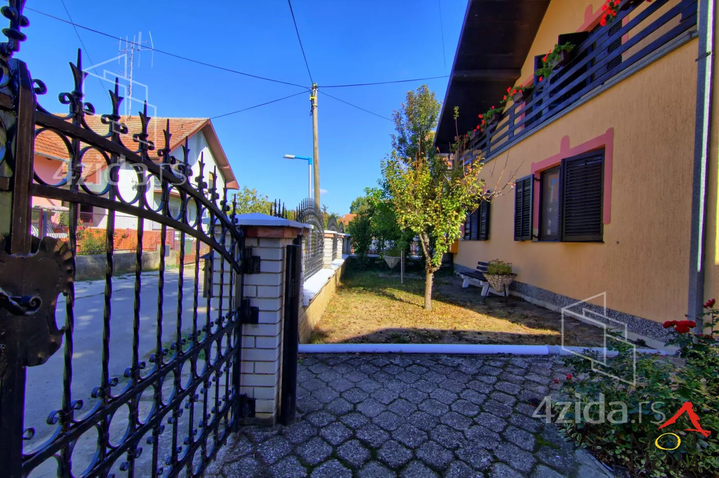Kuća | 4zida