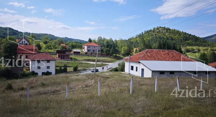 Poslovni prostor | 4zida