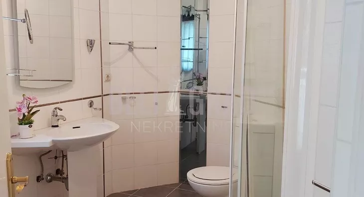 Kancelarija | 4zida