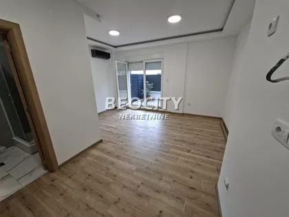 Jovana Popovića | 4zida.rs