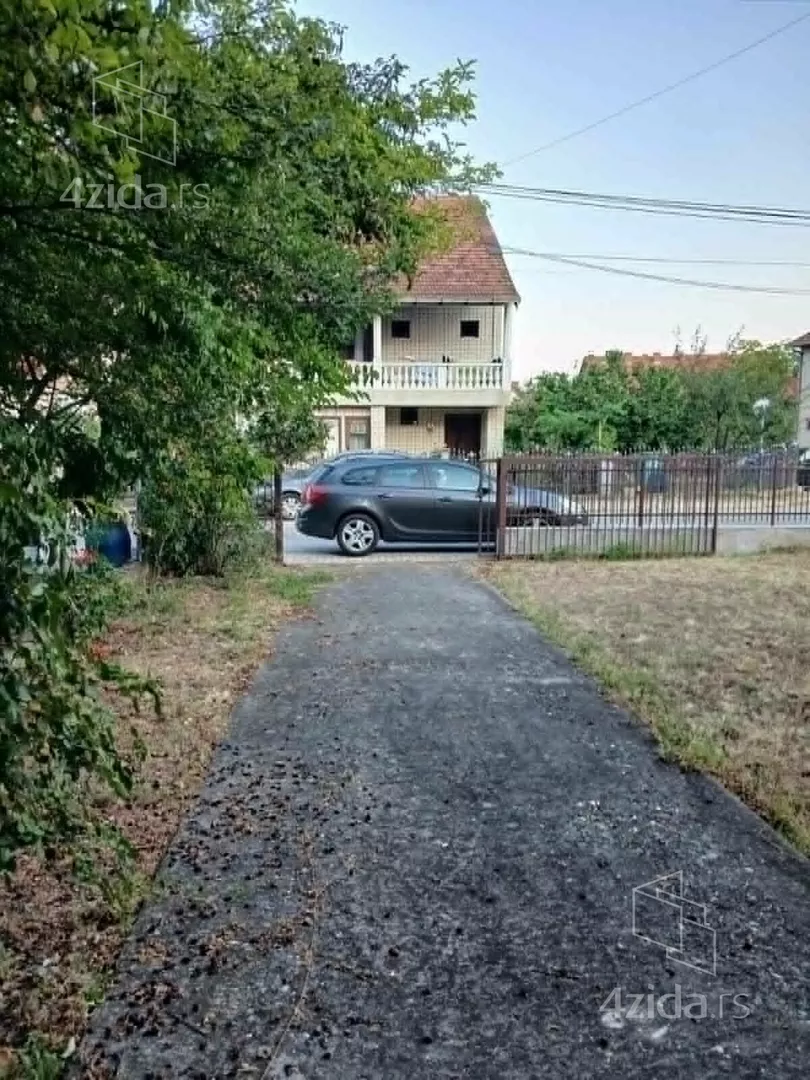 4-etažna kuća | 4zida