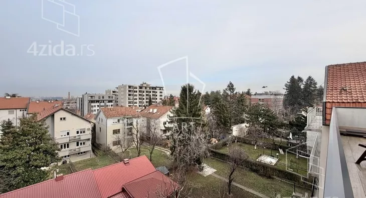 Troiposoban stan | 4zida