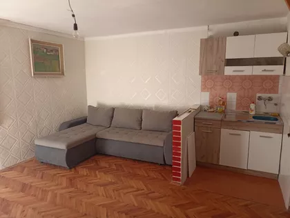 Varovničkih Ratnika | 4zida.rs