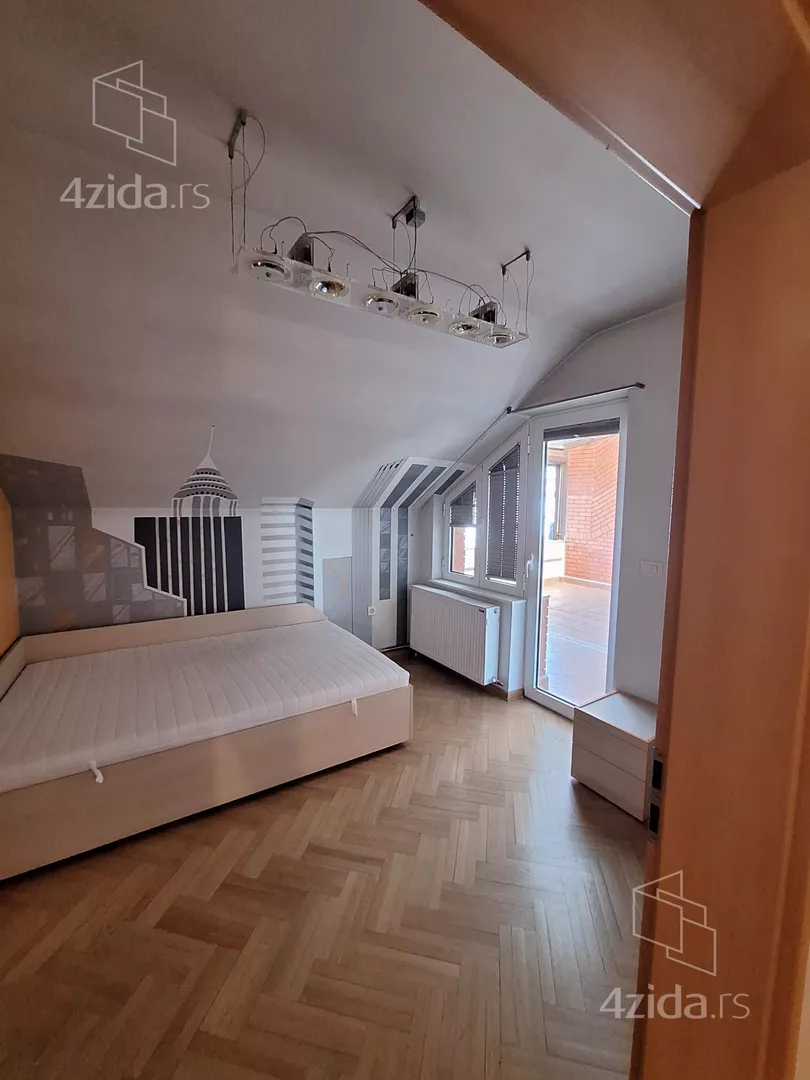 4-etažna kuća | 4zida