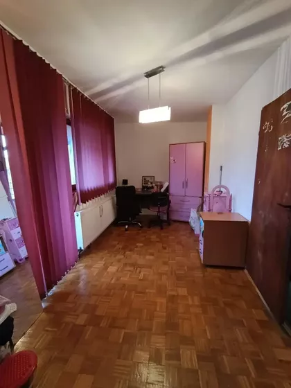 Gradske lokacije | 4zida.rs