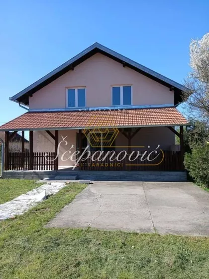 Tovariševo | 4zida.rs