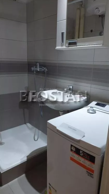 Pariske Komune | 4zida.rs