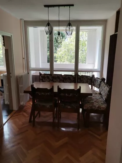 Dom Zdravlja | 4zida.rs