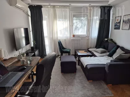 STUDENTSKI GRAD | 4zida.rs