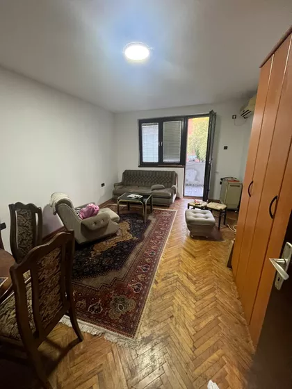 Svetosavska 11 | 4zida.rs