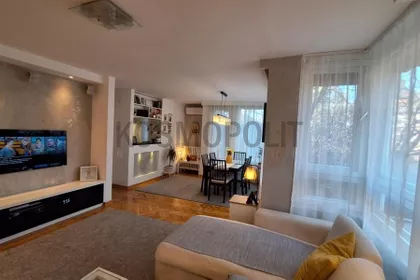 Milice Šuvaković | 4zida.rs