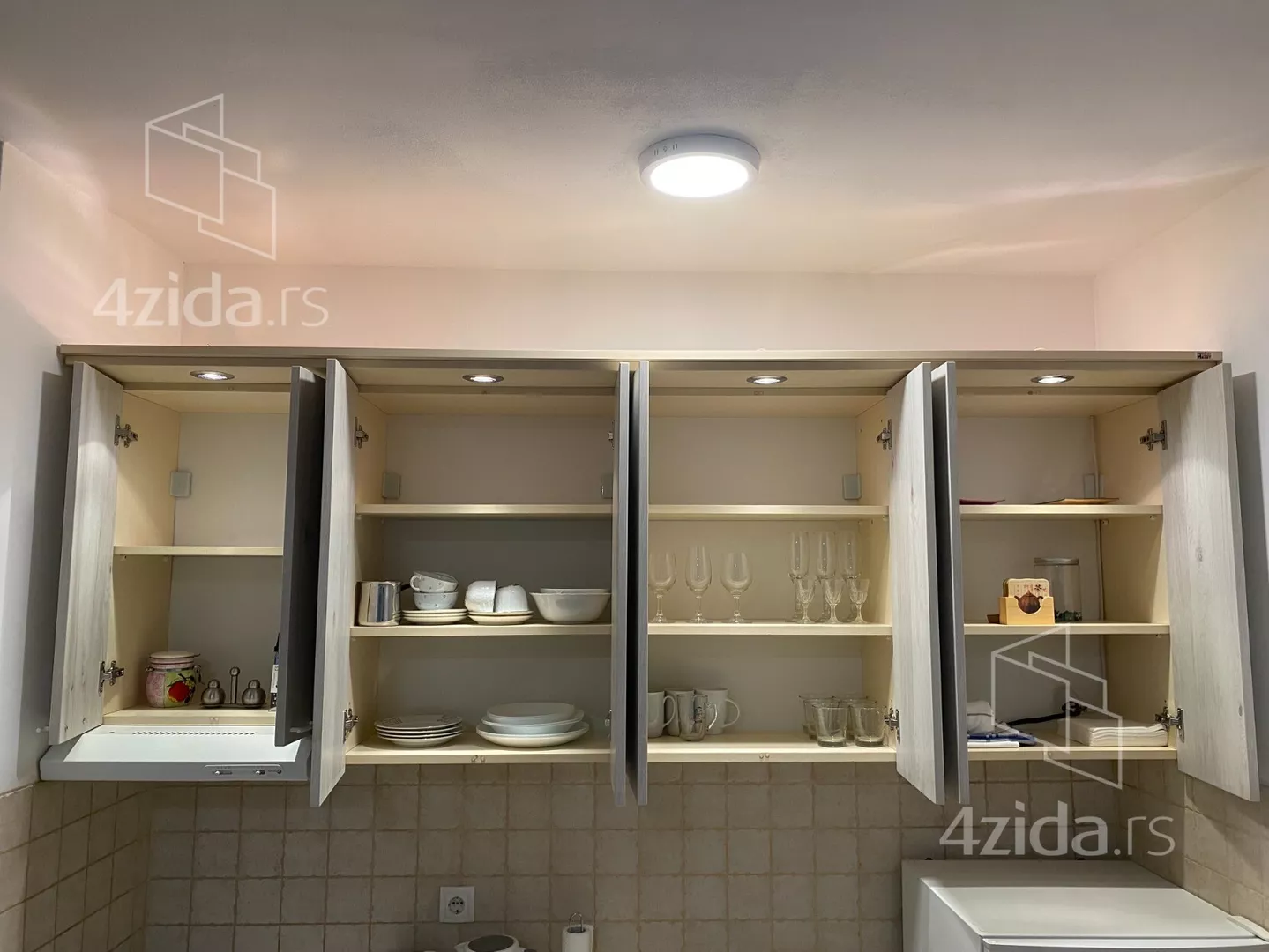 Garsonjera | 4zida