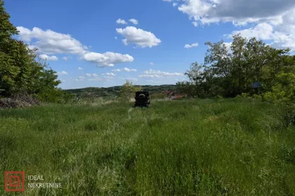 Vrčin | 4zida.rs