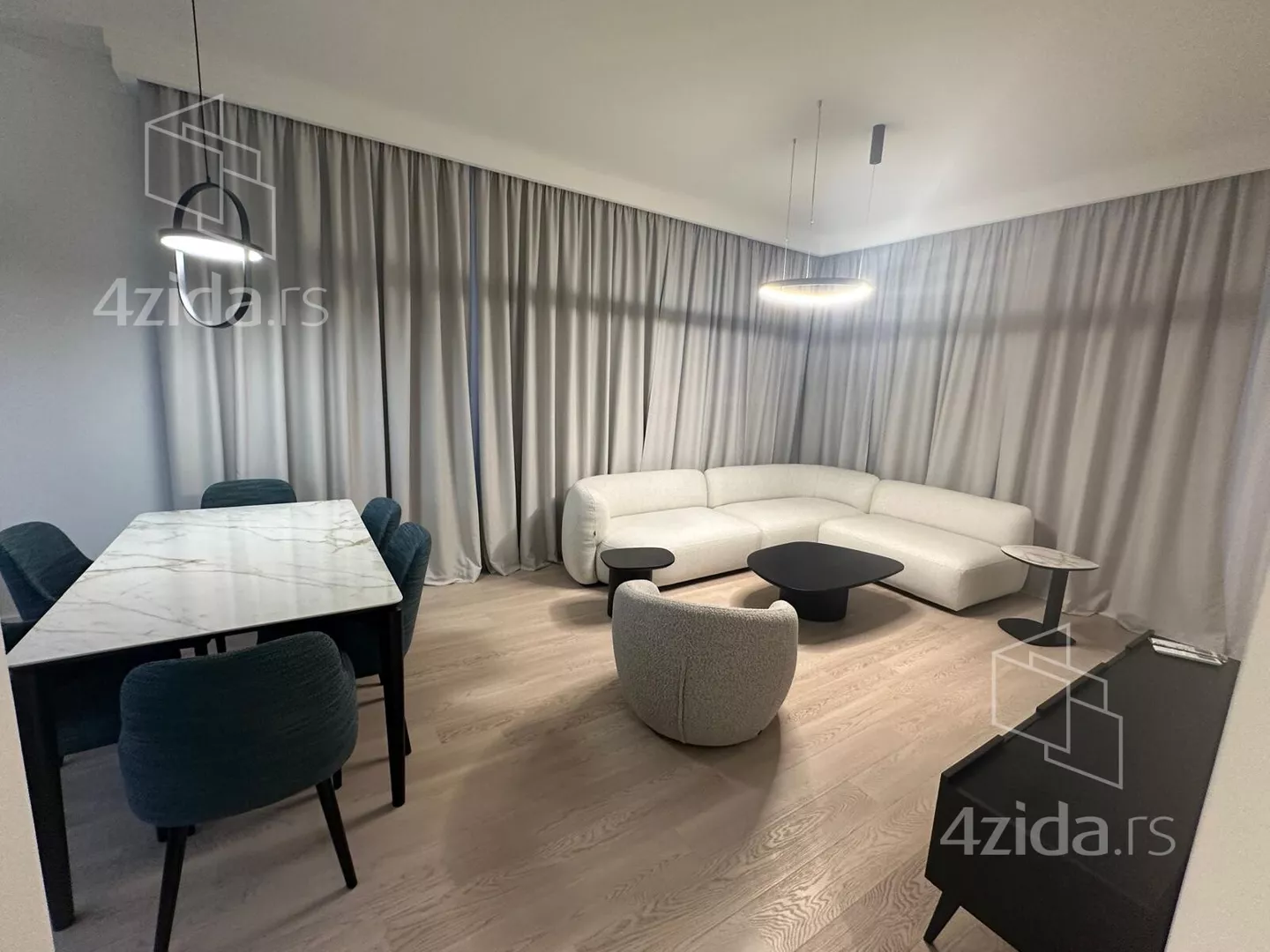 Četvorosoban stan | 4zida