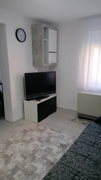 Vidovdanska 3 | 4zida.rs