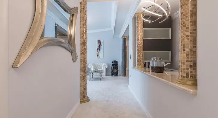 Šestosoban stan | 4zida