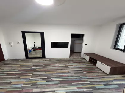 Sedamnaestog Oktobra 65 | 4zida.rs