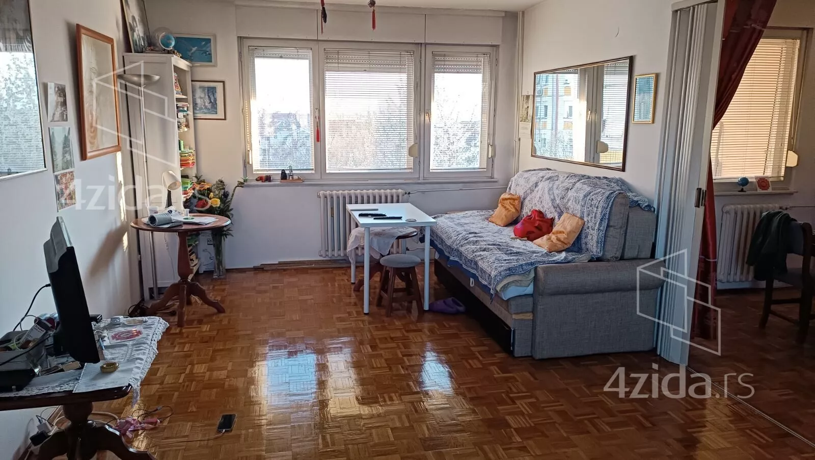 Troiposoban stan | 4zida