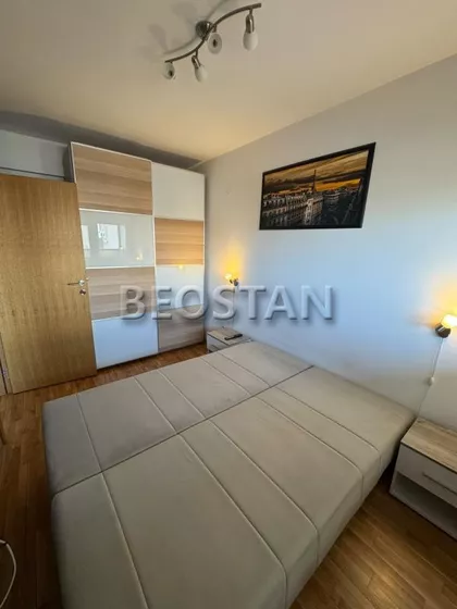 Srđana Kneževića | 4zida.rs